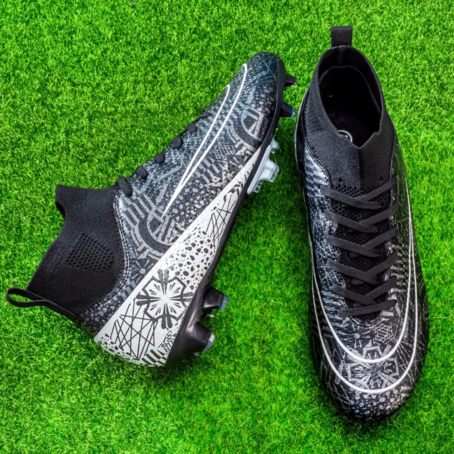 Men'S Soccer Cleats Professional High-Top Football Shoes Outdoor Spikes Soccer Shoes